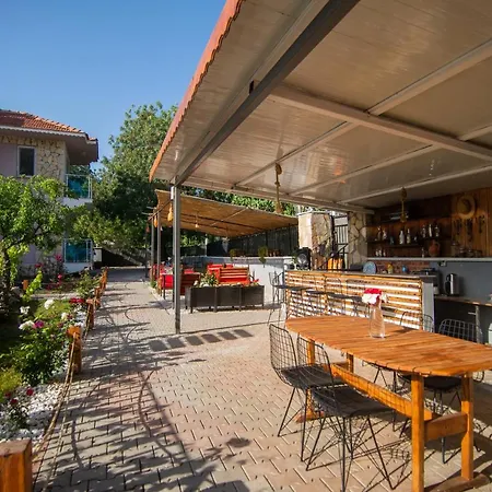 Paradise Apart Apartmanhotel