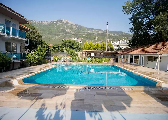 Paradise Apart Aparthotel